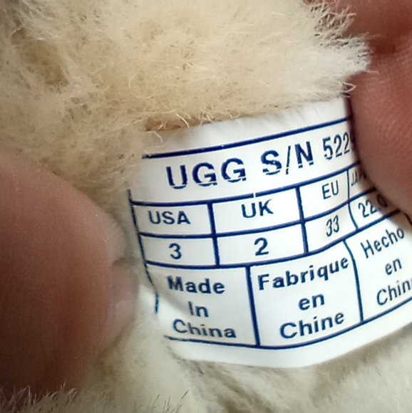 Like new - UGGs Classic II Tall Boots - Picture 6 of 6